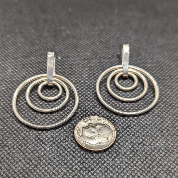 Bondage Inspired Vintage Earrings - Picture 1 of 4